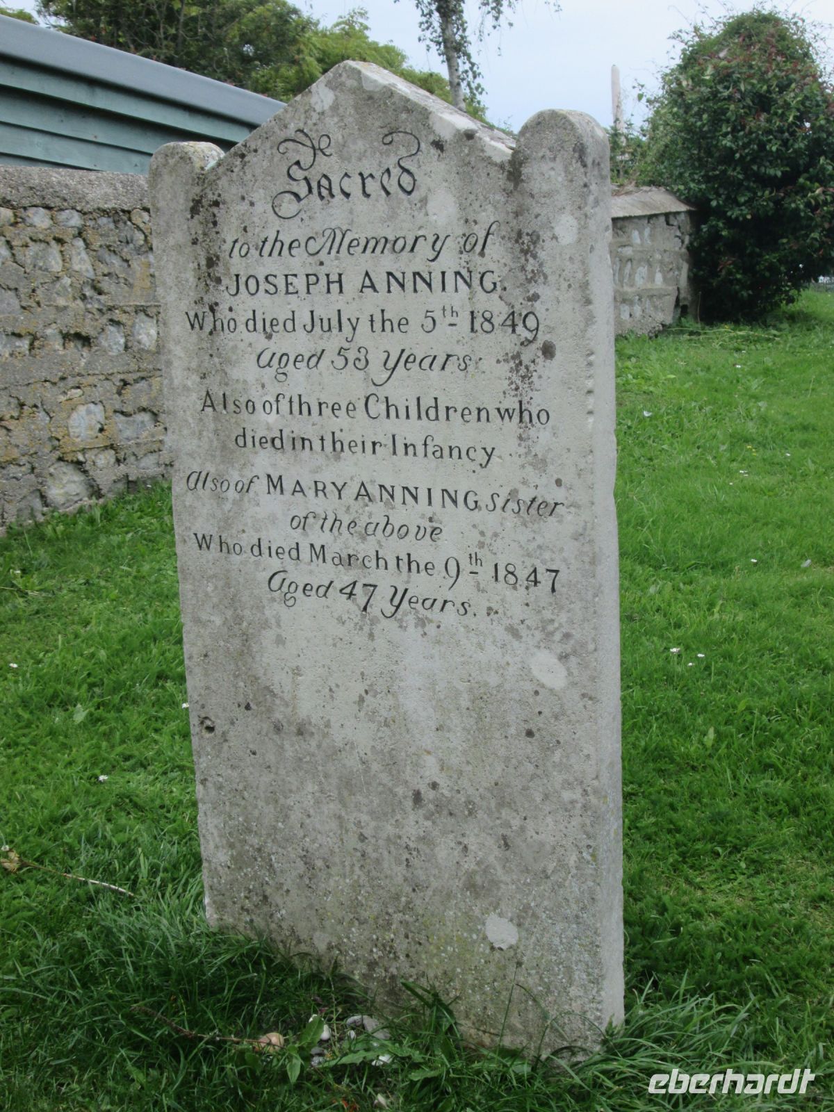 Lyme Regis: Grabstein von Mary und Joseph Anning