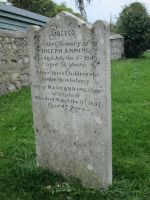 Lyme Regis: Grabstein von Mary und Joseph Anning