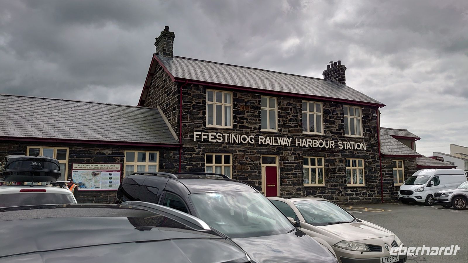 Porthmadog - Am Bahnhof