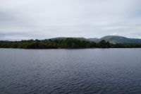 Die Highland Boundary Fault, hier stießen zwei Landmassen aneinander. Südlich: Sandstein, nördlich plutonisches und vulkanisches Gestein