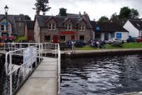 Wortspiel: das Schleusengasthaus - die Einsperrung