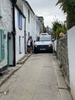 Kein Ort für große Busse!