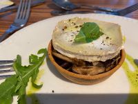 Ziegenkäse-Tarte mit Wildpilzen etc.