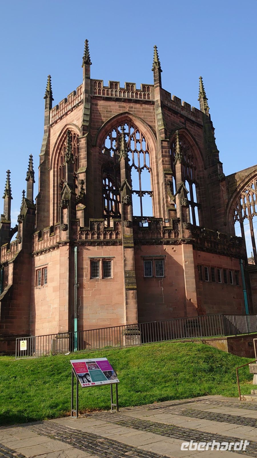 Coventry-Alte Kathedrale.JPG