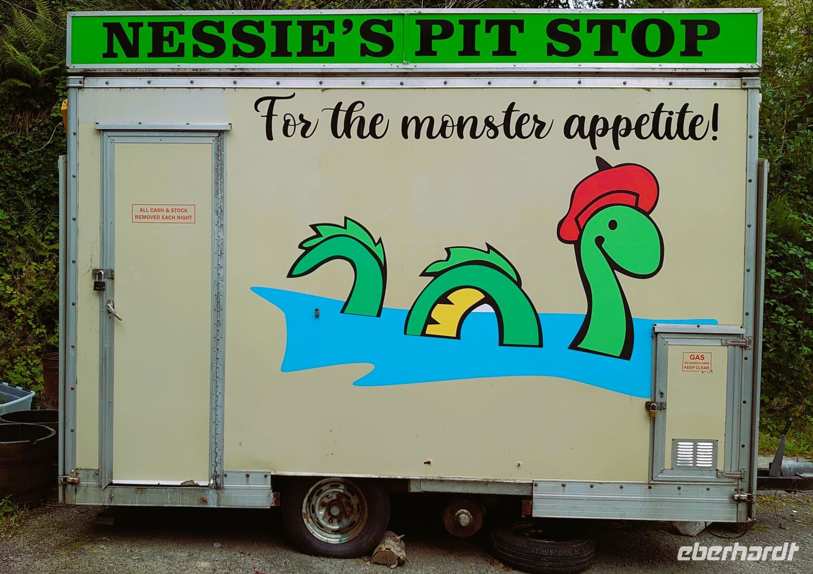 Nessi - Mal anders.JPG