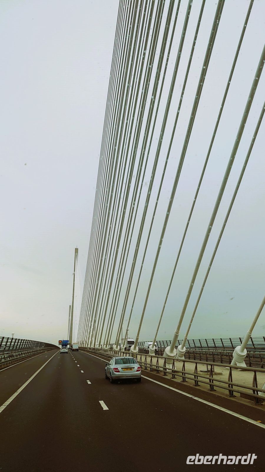 Neuste Brücke über den Forth.JPG