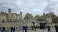 Der Tower of London mit dem White Tower in der Mitte