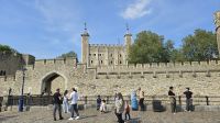 Bummeln am Themseufer am Tower of London 