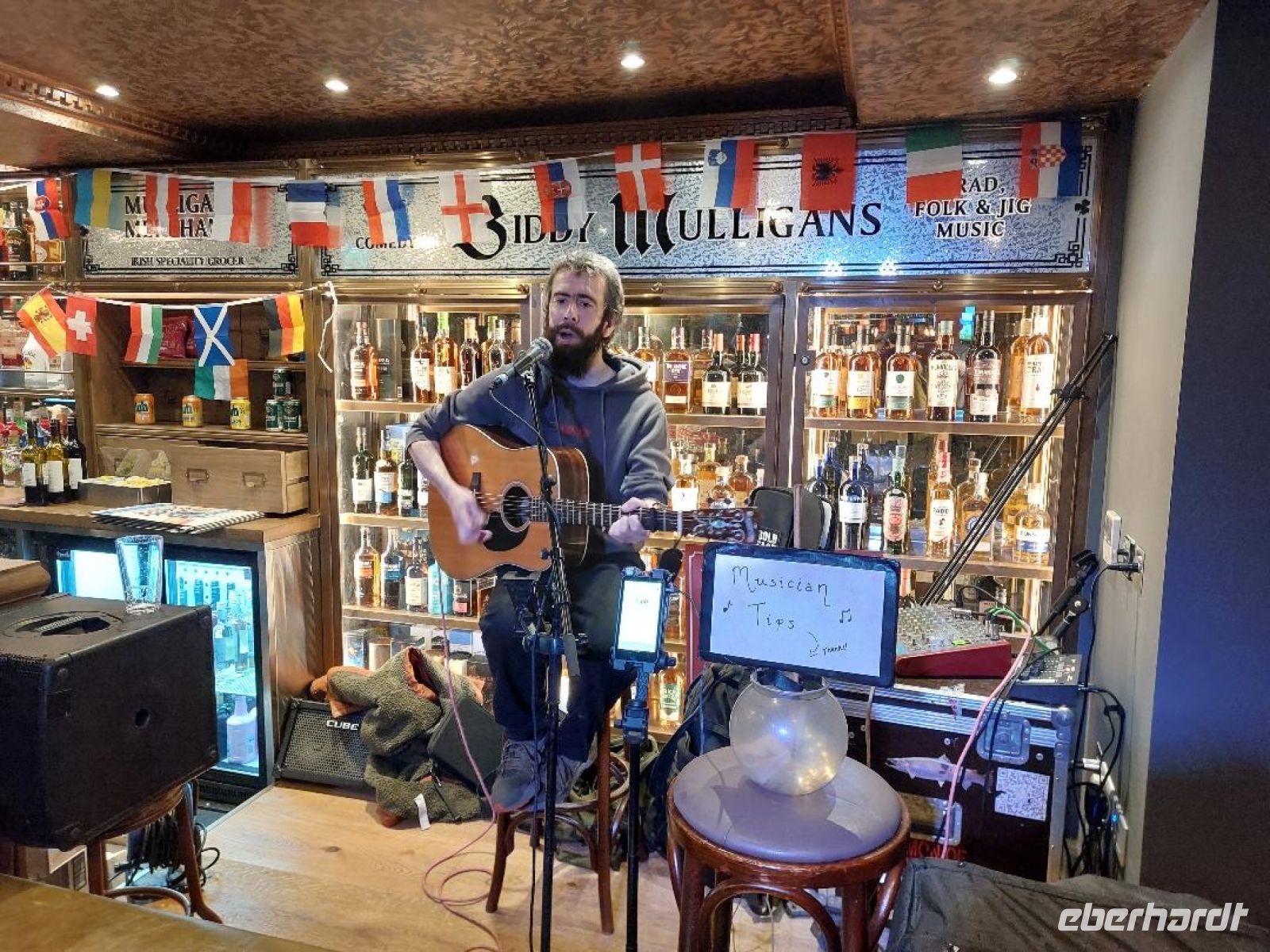 Edinburgh 020 Live at Biddy Mulligans
