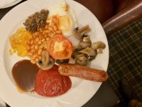 Schottisches Frühstück mit Haggis
