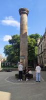 400 York, Roman Column