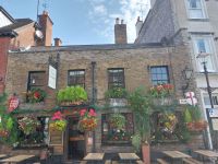 20240731 Pub in Windsor