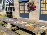 Südengland, Cheddar- Käseverkostung im Freien