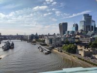 HMS Belfast, mit deutscher Korvette, St. Pauls, dem Walkie Talkie und dem Tower
