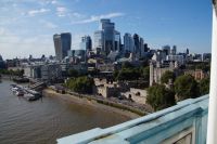 Skyline der City of London mit dem Tower im 