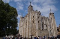 The White Tower - die normannische Motte, um die ganz allmählich die Burganlage entstand, die wir heute als The Tower of London kennen