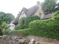 Cotswolds: Castle Combe