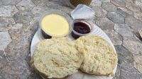 Cream Tea- kornisch: was nun zuerst- Clotted Cream oder Marmelade?