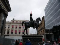 Glasgow: Wellington mit Pilone 