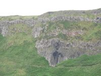 manche sehen in dem Felsen keine Orgel, sondern ein Löwenmaul