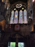 Glasgow Cathedral: Fenster der Westfassade des Hauptschiffs