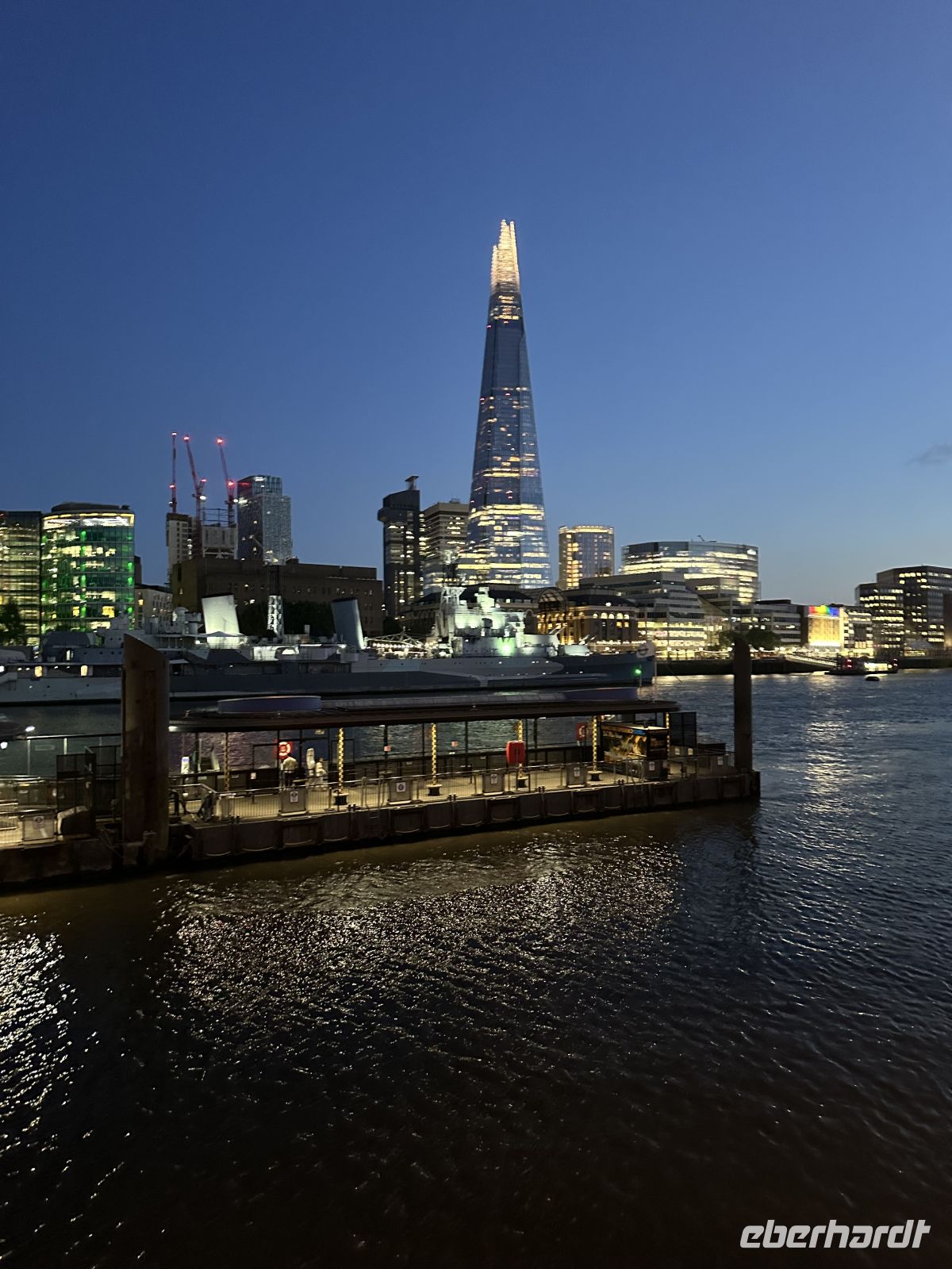 Abendlicher Blick über die Themse