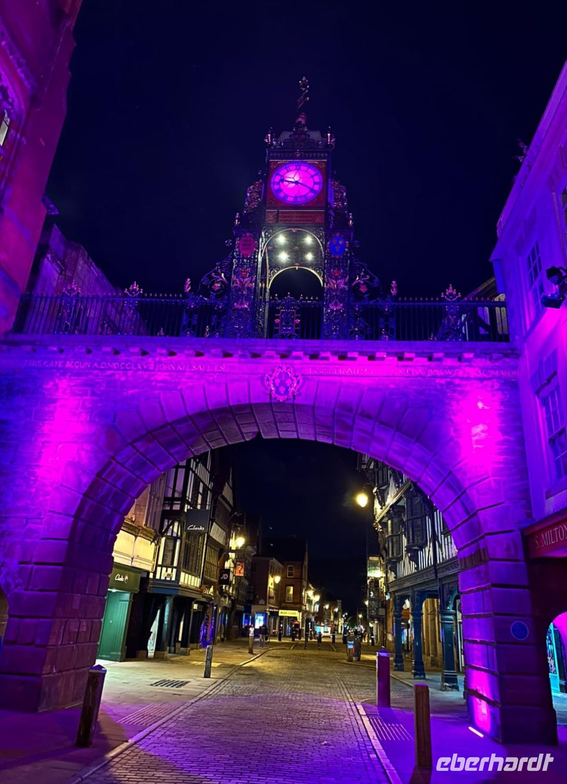 113 Eastgate Clock bei Nacht, Chester