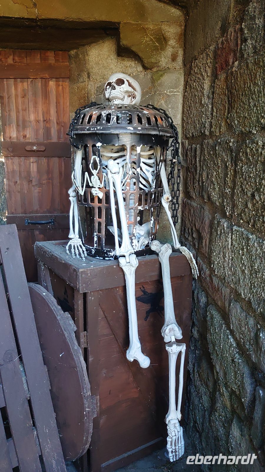 128 Verdammt, diesen Reisegast habe ich beim letzten Mal vergessen...