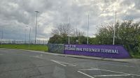Am Terminal in Newcastle angekommen &ndash; &copy; Marlies Thrum (Eberhardt TRAVEL)