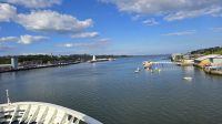 Ausfahrt aus dem Hafen Newcastle &ndash; &copy; Marlies Thrum (Eberhardt TRAVEL)