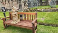 dudelsack-spielendes Schwein &ndash; &copy; Marlies Thrum (Eberhardt TRAVEL)