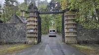 Einfahrt Blair Castle &ndash; &copy; Marlies Thrum (Eberhardt TRAVEL)