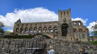 Jedburgh Abbey &ndash; &copy; Marlies Thrum (Eberhardt TRAVEL)