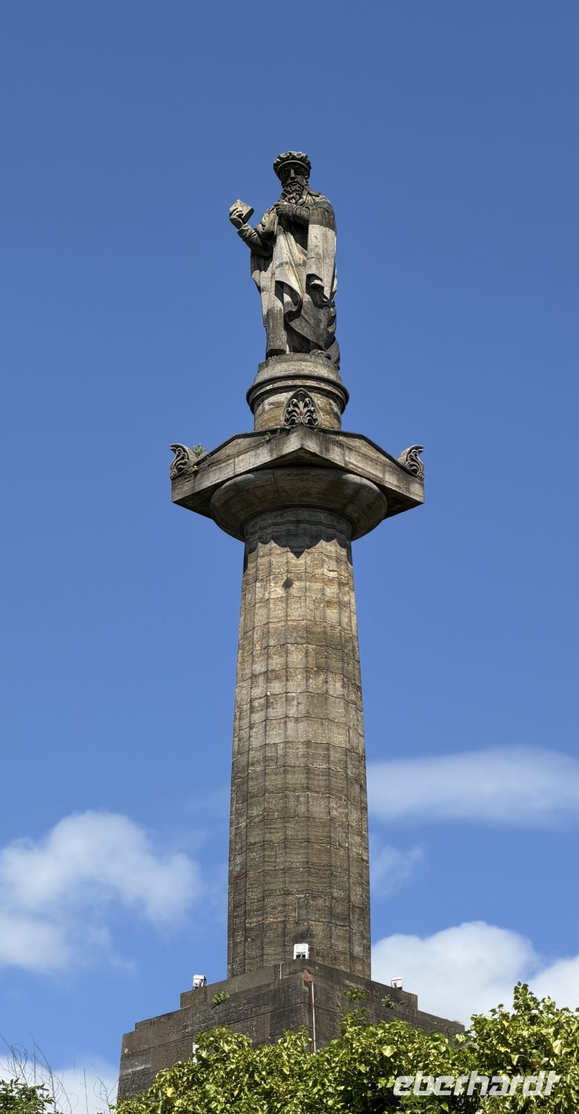 &copy;  (Eberhardt TRAVEL)