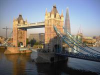 Tower und Shard in London