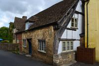 335 Lacock