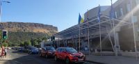 337 Edinburgh, Regent Road, Parlamentsgebäude mit EU-Beflaggung