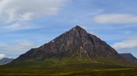 398 Highlands, der Hirte am Eingang des Glen Coe