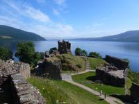 Urquhart Castle - Bilck von der Mauer