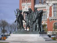 Rodins Bürger von Calais vor dem Rathaus in Calais