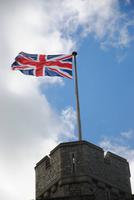 Flagge weht - Zeichen das Königin vor Ohr ist