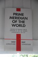 Hinweis auf den Nullmerridian 