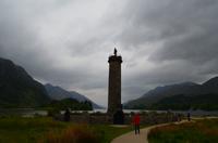 365 Glenfinnien Monument und Loch Shiel