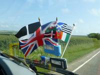 ...mit wehenden Fahnen