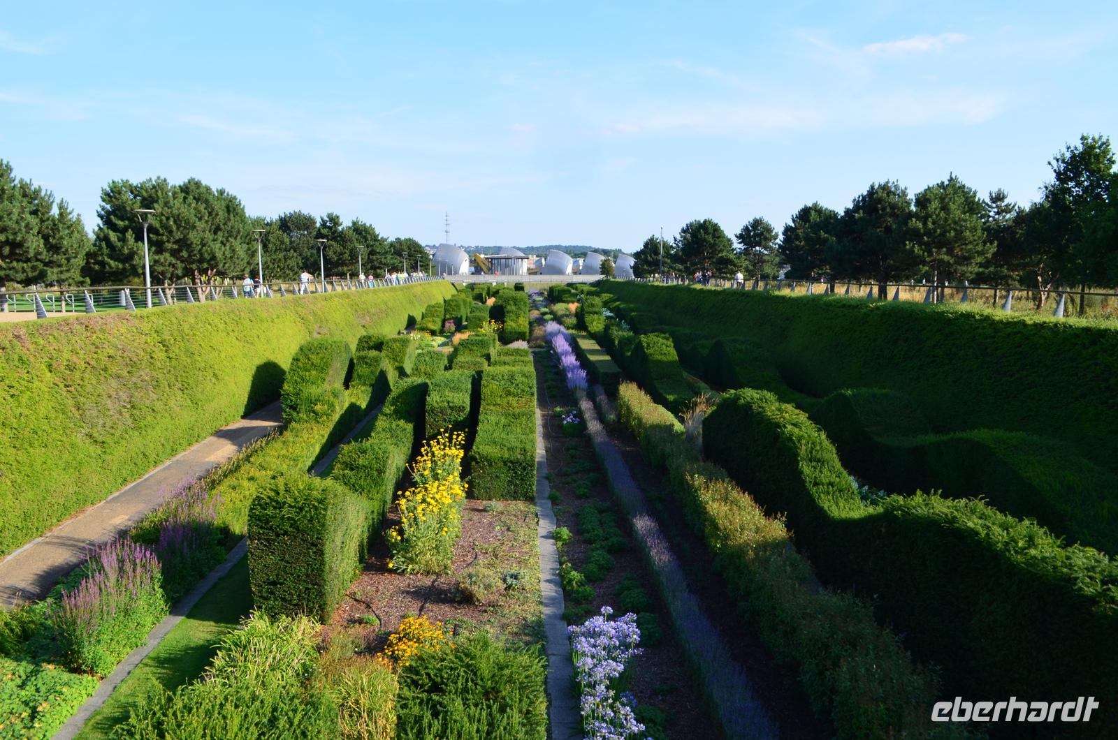 105 - London, Themse Barriere