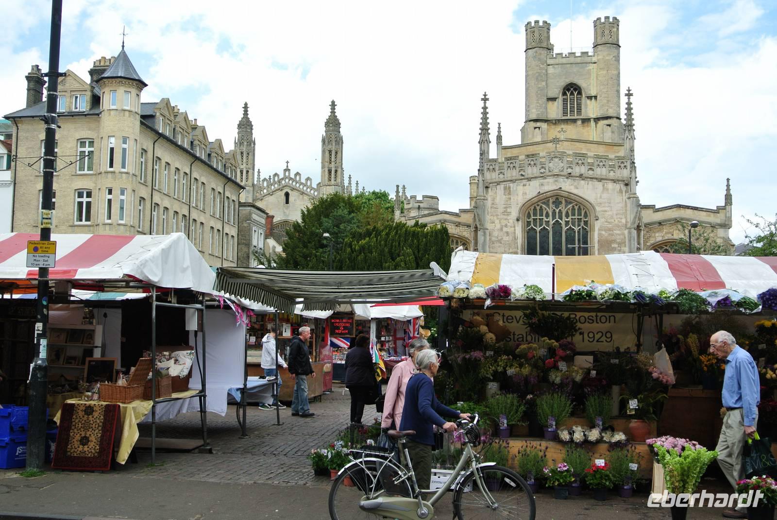 Der Marktplatz von Cambridge 