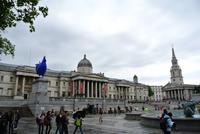 Trafalgar Square mit blauem Hahn einer deutschen Künstlerin