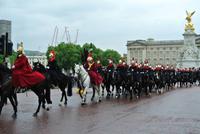 Parade der Horse Guards vor dem Buckingham Palace