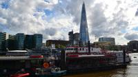 034 London, Themseufer und Shark Tower