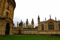 071 Oxford, Radcliffe Camera und All Souls College